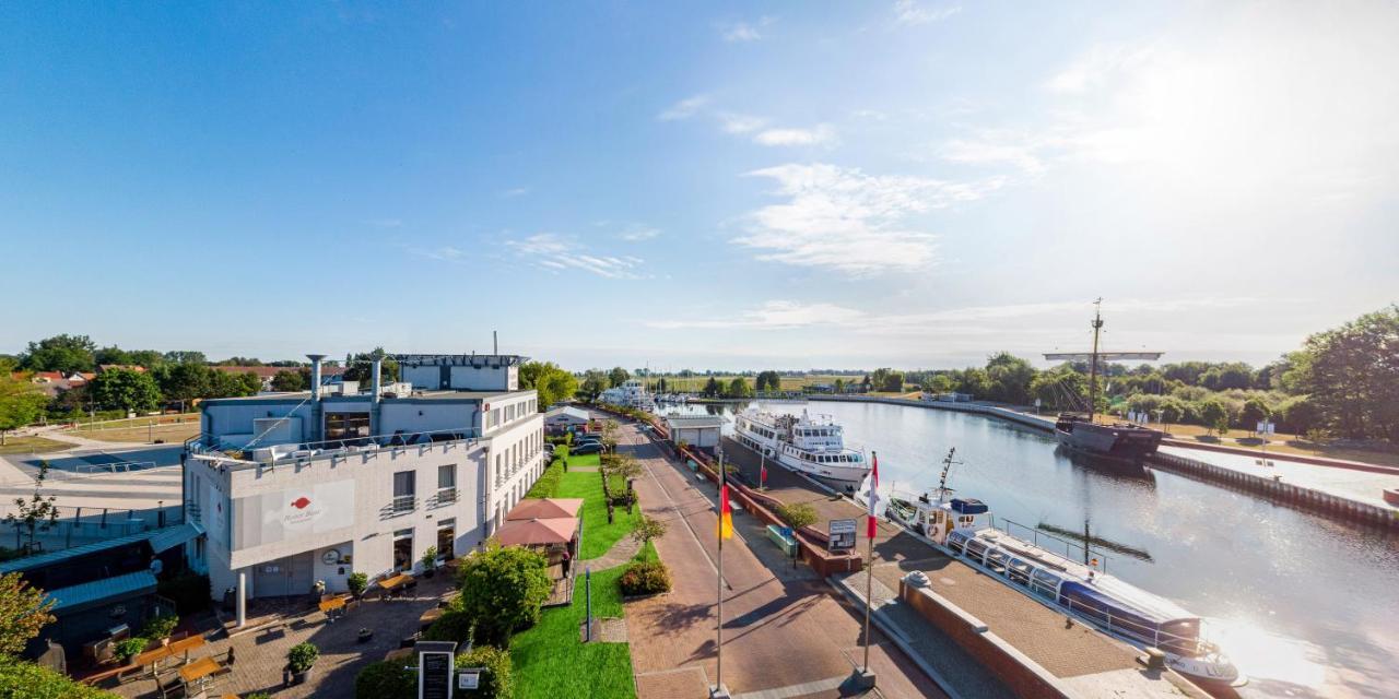 Hafenhotel Pommernyacht อึคเคอร์มึนเดอ ภายนอก รูปภาพ