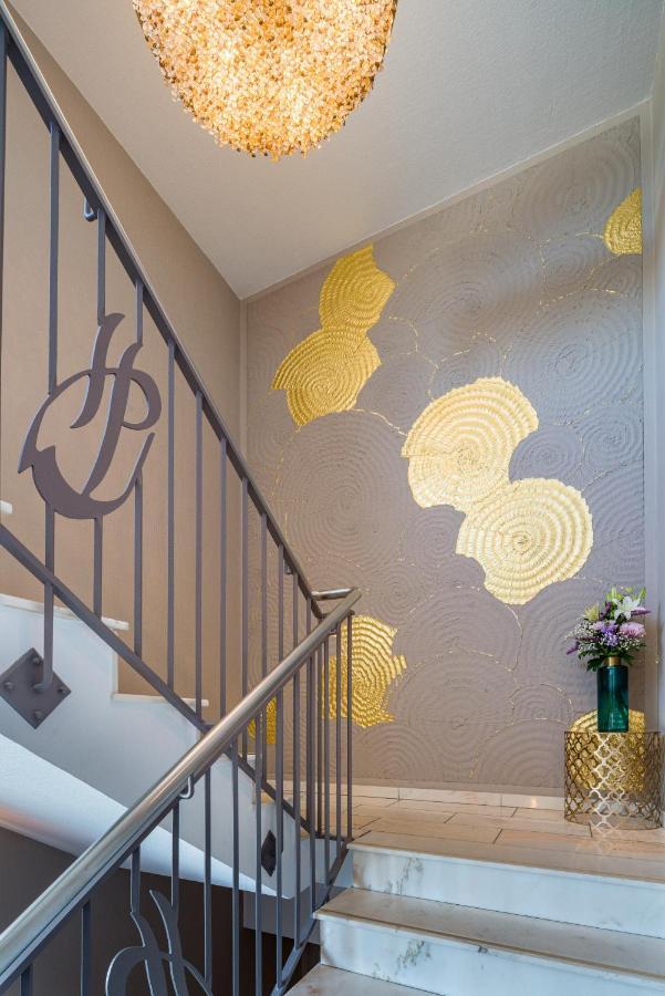Hafenhotel Pommernyacht อึคเคอร์มึนเดอ ภายนอก รูปภาพ