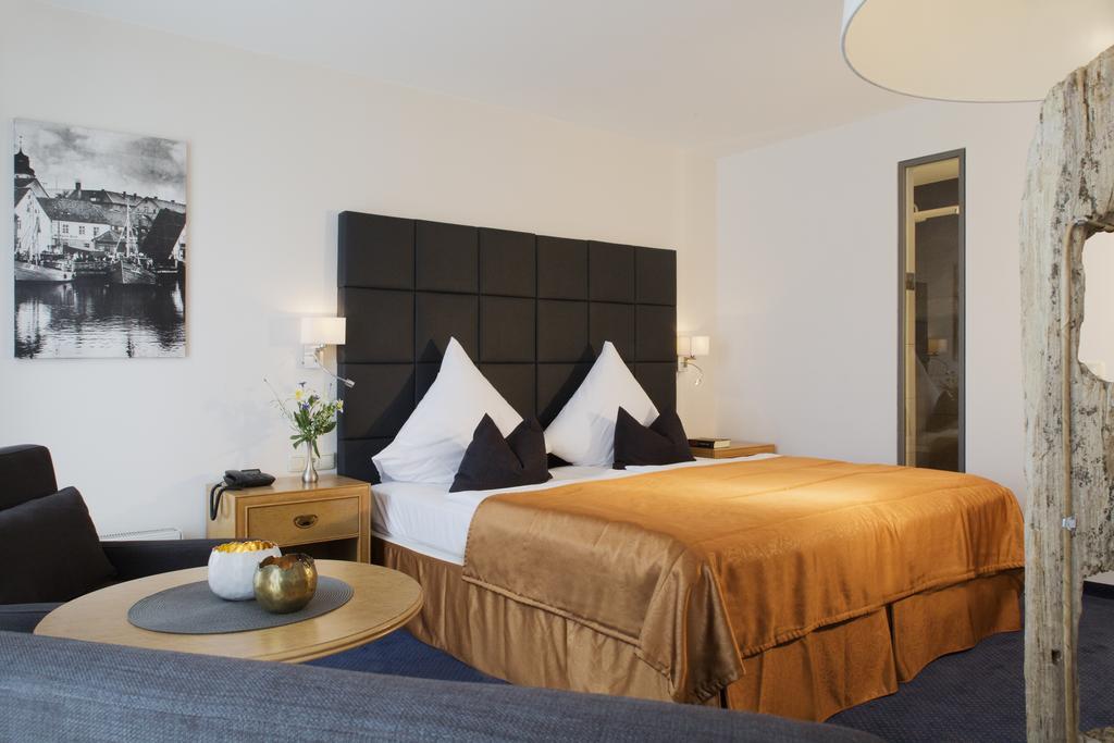 Hafenhotel Pommernyacht อึคเคอร์มึนเดอ ห้อง รูปภาพ