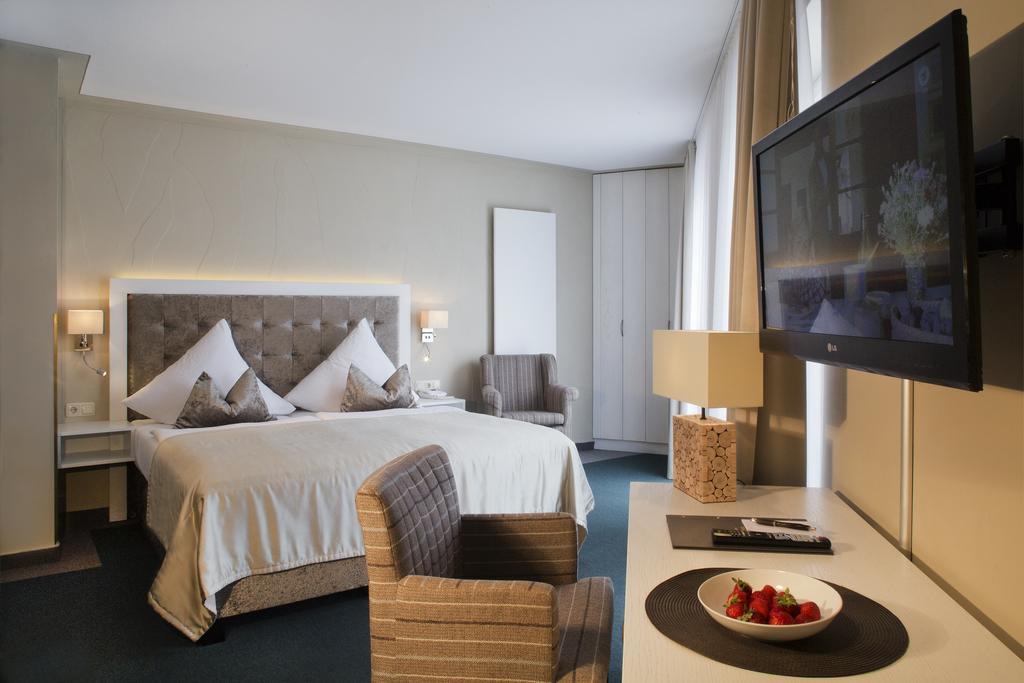 Hafenhotel Pommernyacht อึคเคอร์มึนเดอ ห้อง รูปภาพ